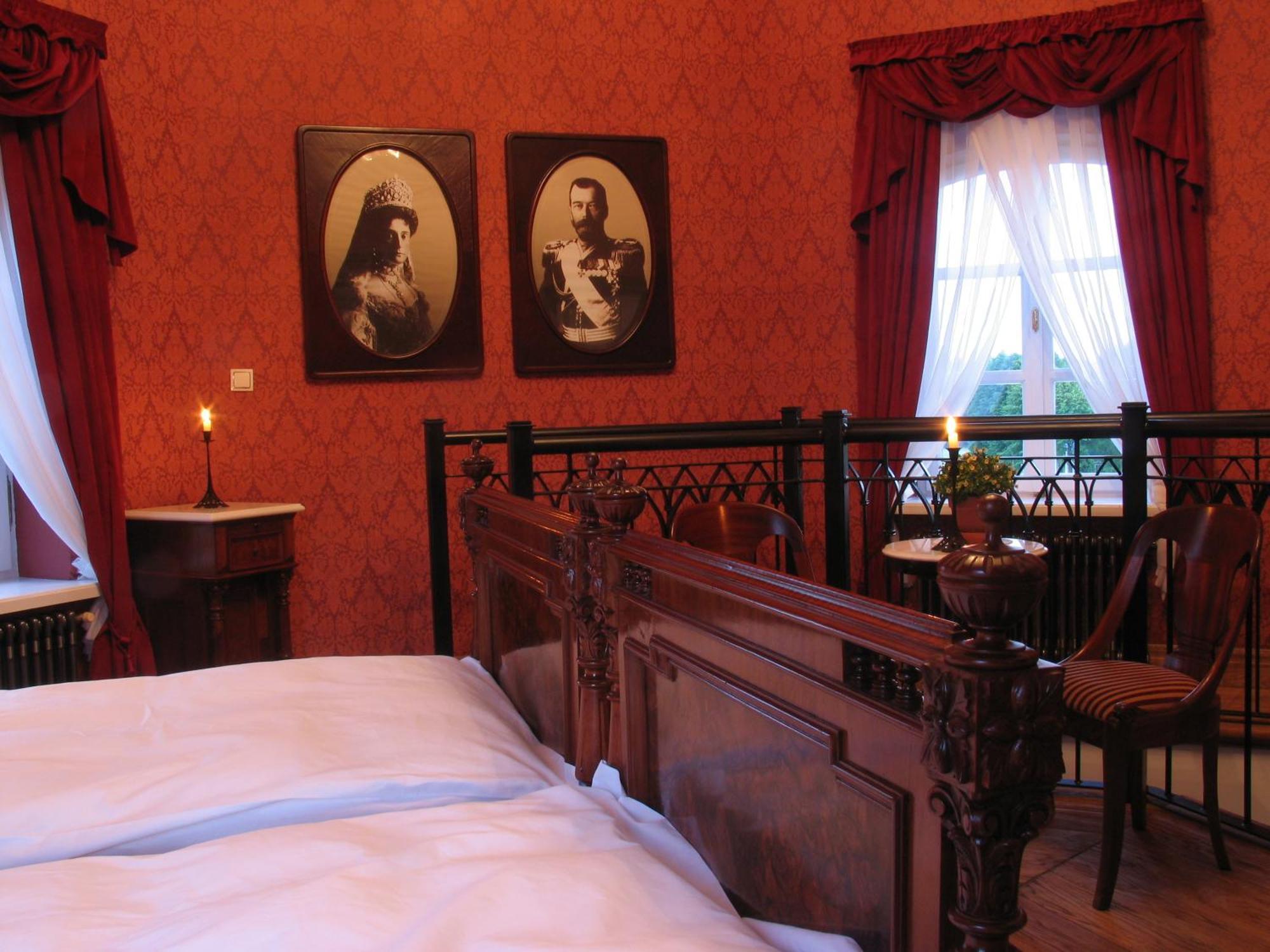 Apartamenty Carskie Białowieża Oda fotoğraf